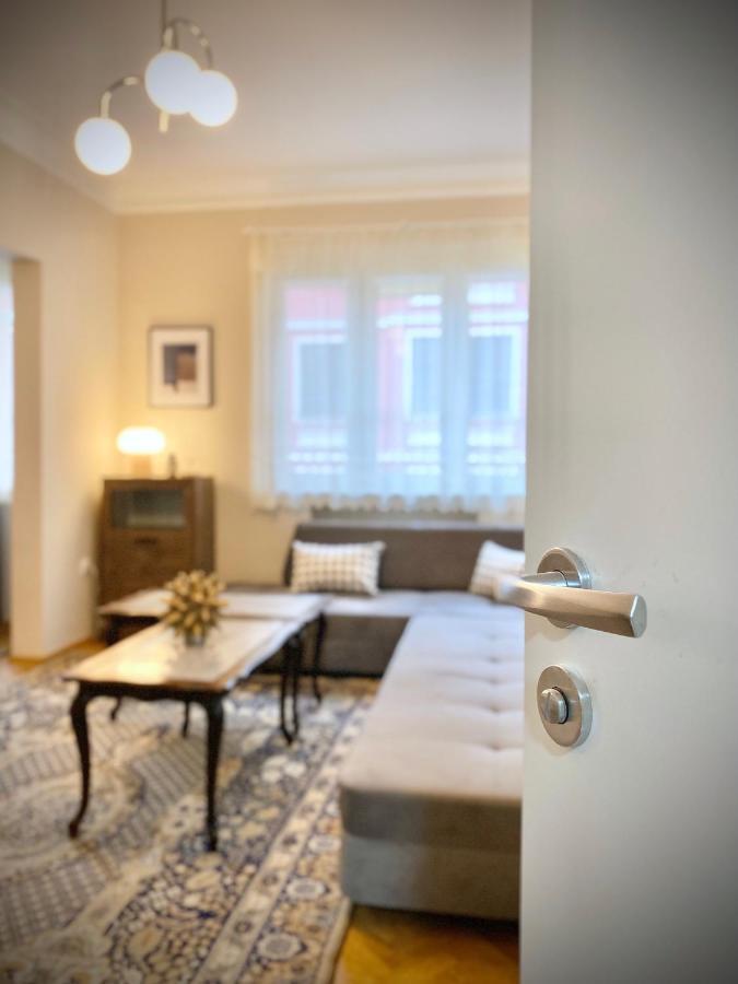 Top Centre Sofia Apartment For 6 Guests Buitenkant foto