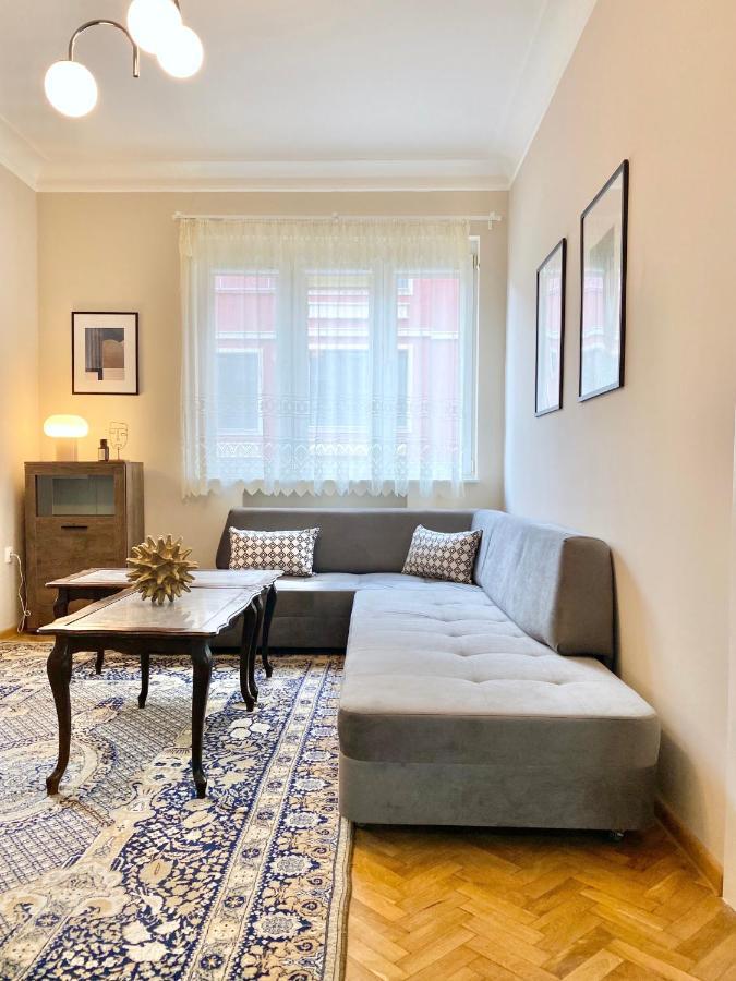 Top Centre Sofia Apartment For 6 Guests Buitenkant foto
